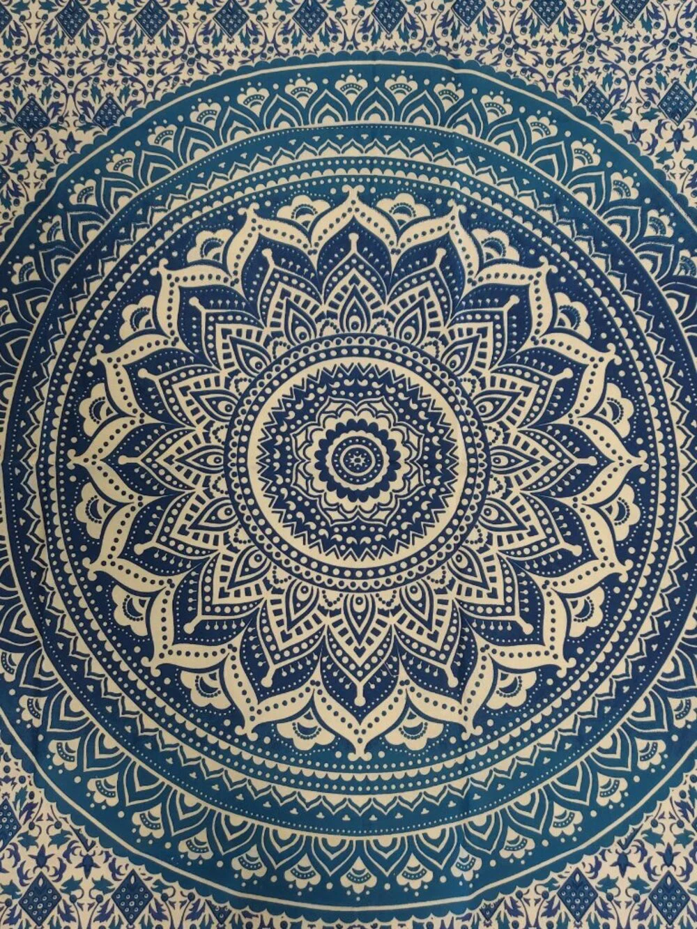 NWT Cotton Blue/White Mandala Tapestry